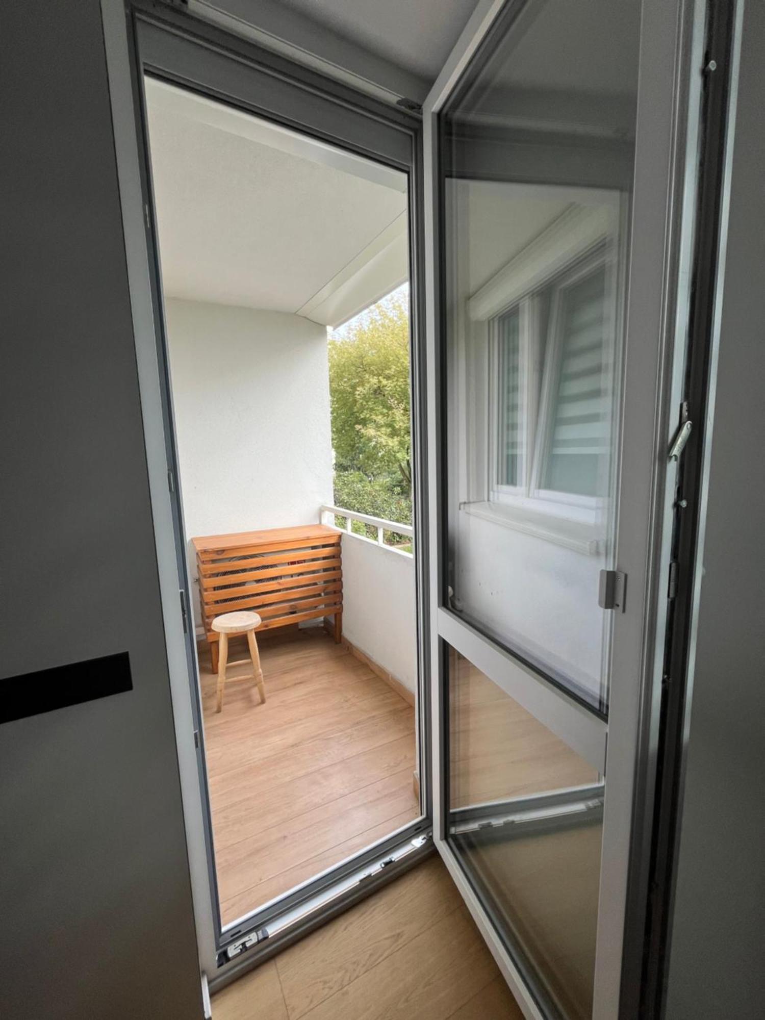 Apartament- Metro Trocka Varşova Dış mekan fotoğraf